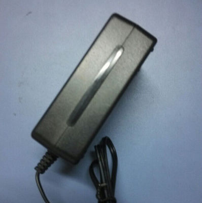 Adaptateur de bureau 9V 2.5A de puissance de commutation utilisé dans des équipements de données de banque