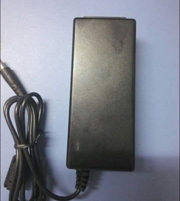 adaptateur de bureau d'ordinateur portable de l'adaptateur IEC320/C14 de puissance de 19V 3.4A pour l'ordinateur de PC