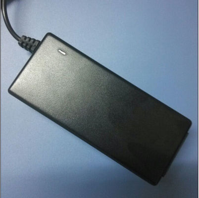 adaptateur de bureau d'ordinateur portable de l'adaptateur IEC320/C14 de puissance de 19V 3.4A pour l'ordinateur de PC