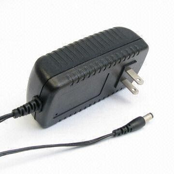 12 watts commutant l'adaptateur, filtre d'IEM intégré, hauts adaptateurs de puissance de voyage de Ktec de circuits d'Effiiency