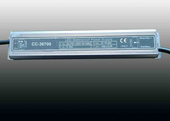 Lumière linéaire imperméable DC24V SMD3535 de RVB IP65 12W LED