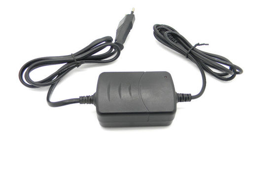 L'adaptateur de puissance de commutation de Destkop 12V 2A pour l'affichage à cristaux liquides TV, FCC pièce 15 la classe B