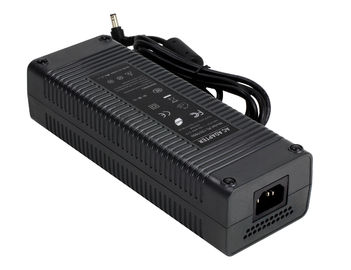 Adaptateur noir à C.A. d'ordinateur de 200 W, approvisionnement d'alimentation CC À C.A. du PC 12V16.7A d'ITX