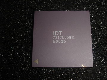 Conducteur constant IC IDT PGA IDT7217L55G, puce du courant LED de précision de contrôleur de LED