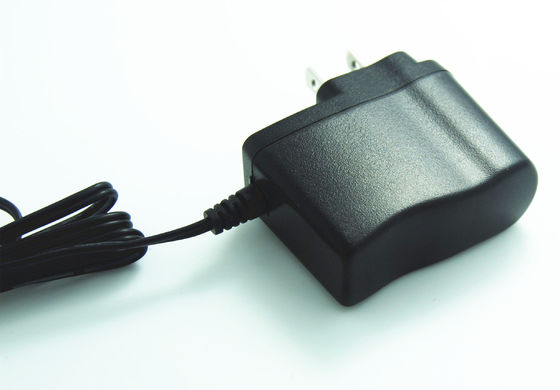 Adaptateur américain de puissance de bâti de mur de lumière de LED, adaptateurs étrangers de puissance