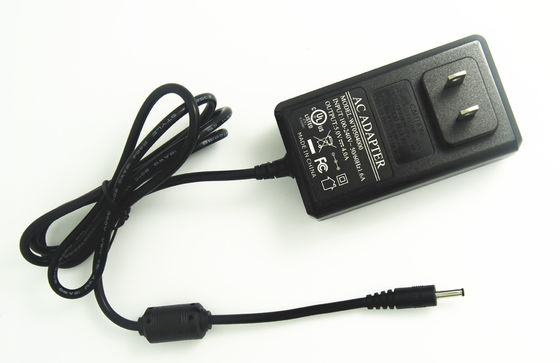 CCE/d'ERP adaptateur de la prise 2pin des USA de HUB d'alimentation CC À C.A. CEI/EN60950