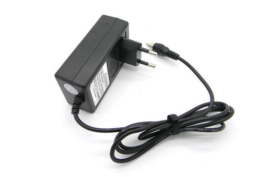 100-240VAC a entré l'adaptateur de puissance de Mur-bâti de la prise 16V 2A d'UE RCA Jack pour Santral
