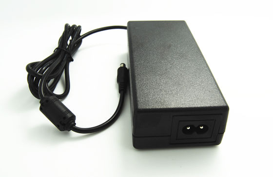 Adaptateur international de puissance d'ordinateur portable à C.A. des goupilles C8 2, C.A. de scanner/imprimante/moniteur aux adaptateurs d'alimentation CC