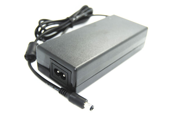 Adaptateur international de puissance d'ordinateur portable à C.A. des goupilles C8 2, C.A. de scanner/imprimante/moniteur aux adaptateurs d'alimentation CC