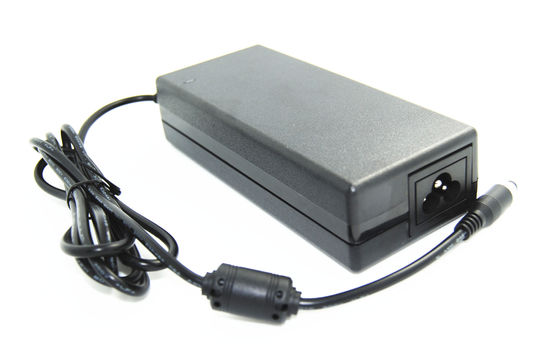 Adaptateur de puissance d'ordinateur portable du CEI/à C.A. d'EN60950 Lenovo, 3 production de C.C 6A des goupilles 90W 15V