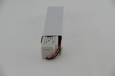 C.A. constant imperméable du conducteur 120V de la tension LED d'IP67 60W, boîtier en plastique d'isolement