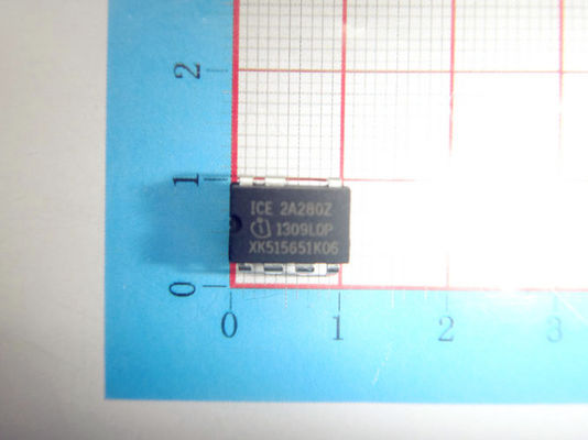 Convertisseurs électroniques COOLSET IC CUR-MODE PWM CTRLR 800V à C.A./C.C des circuits intégrés ICE2A280Z