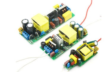 Rendement élevé 10W - 18W conducteur constant 0.8A RoHS, 47Hz du courant LED - 63Hz